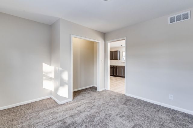 1036 N Sheridan St, Wichita, KS 67203