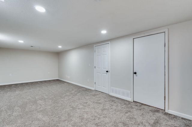 1036 N Sheridan St, Wichita, KS 67203