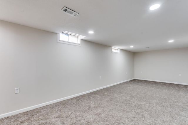 1036 N Sheridan St, Wichita, KS 67203