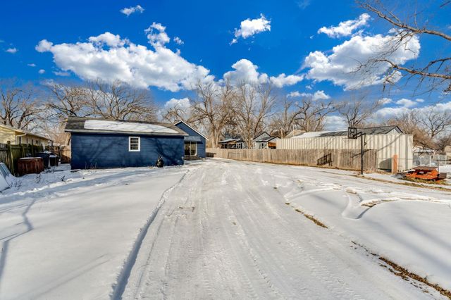 1036 N Sheridan St, Wichita, KS 67203