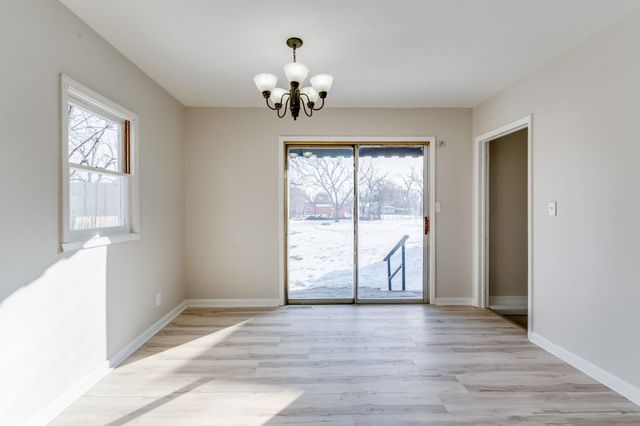 1036 N Sheridan St, Wichita, KS 67203