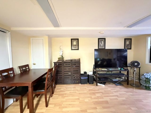 54-35 69th Lane, Maspeth, NY 11378