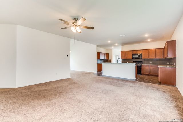 131 Broken Antler, San Antonio, TX 78253