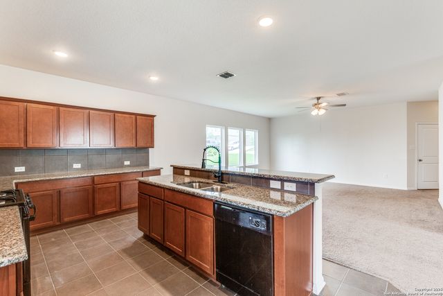 131 Broken Antler, San Antonio, TX 78253