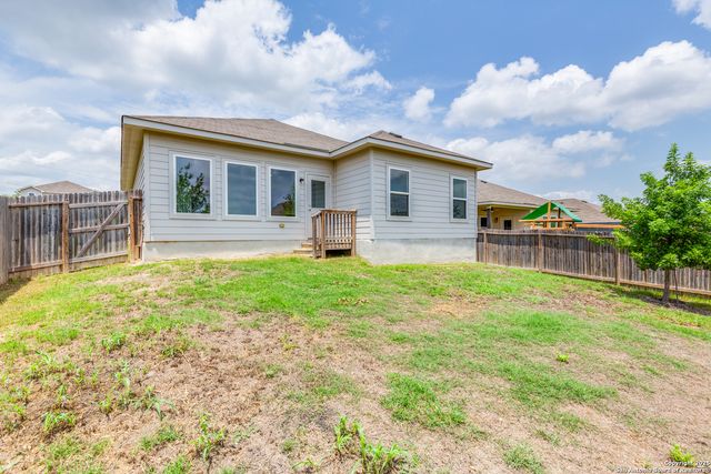 131 Broken Antler, San Antonio, TX 78253