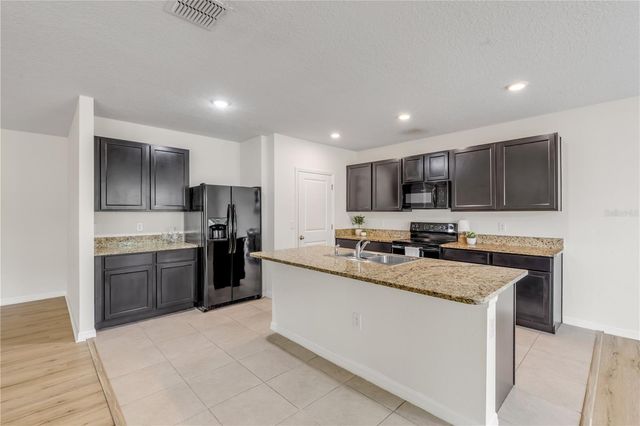 48 HICKORY COURSE, Ocala, FL 34472
