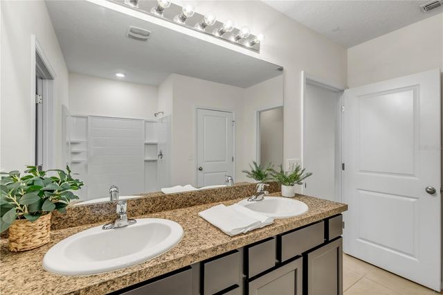 48 HICKORY COURSE, Ocala, FL 34472