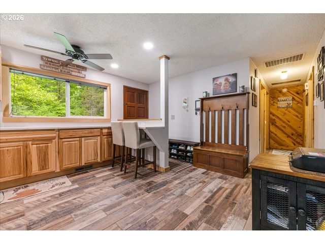 22260 E WILD FERN Ln, Brightwood, OR 97011