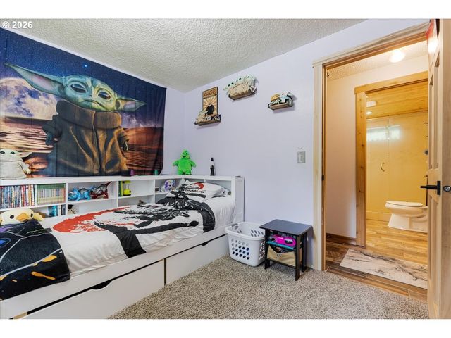 22260 E WILD FERN Ln, Brightwood, OR 97011