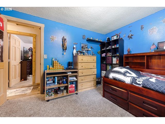 22260 E WILD FERN Ln, Brightwood, OR 97011