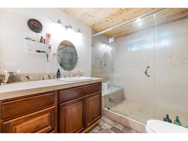 22260 E WILD FERN Ln, Brightwood, OR 97011
