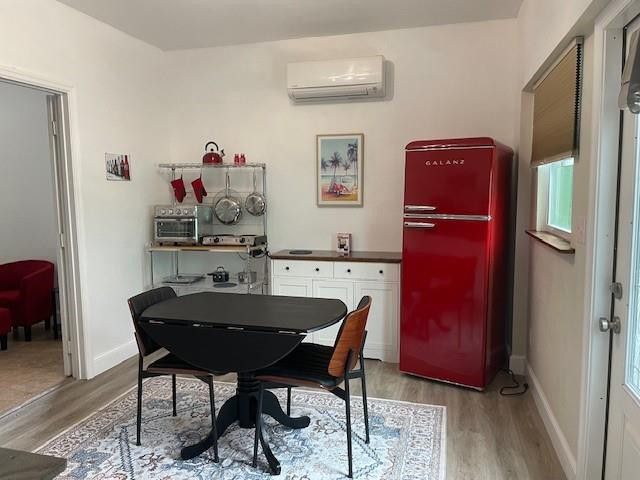 826 Hansen Street, West Palm Beach, FL 33405