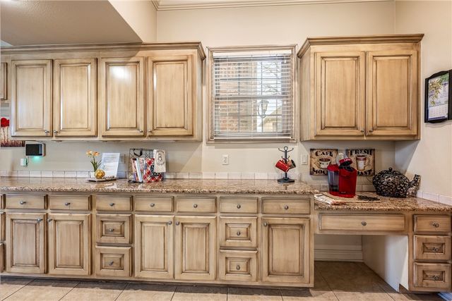 2616 S Everest Avenue, Rogers, AR 72758