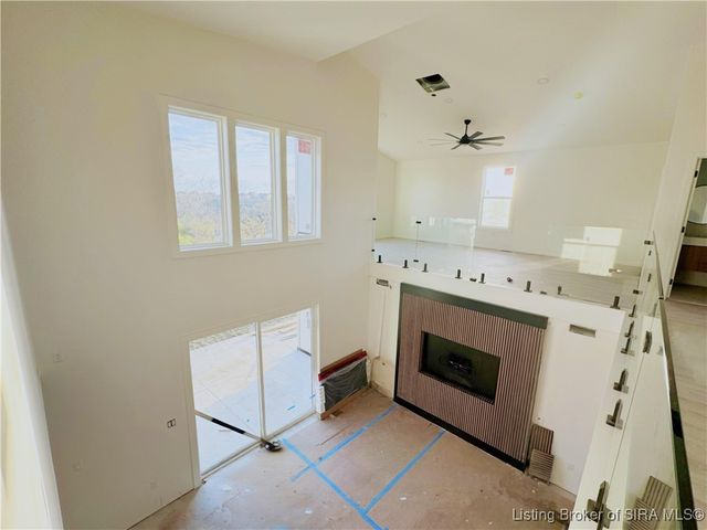 1020 Ridgeview Drive, Jeffersonville, IN 47130