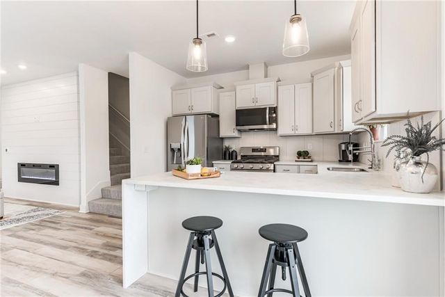 22915 W 72nd Terrace, Shawnee, KS 66227