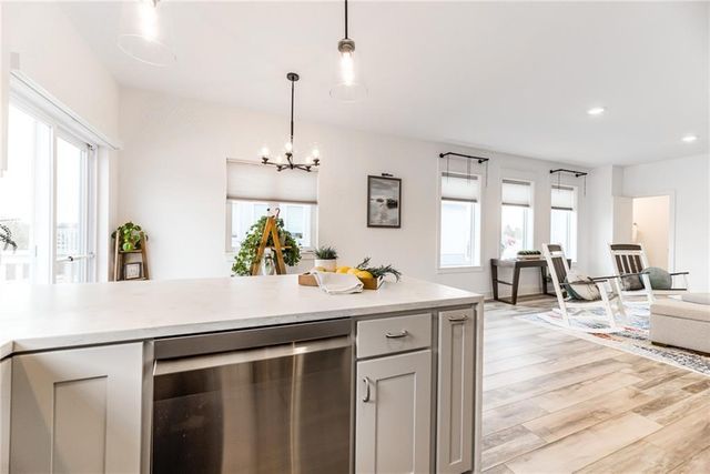 22915 W 72nd Terrace, Shawnee, KS 66227