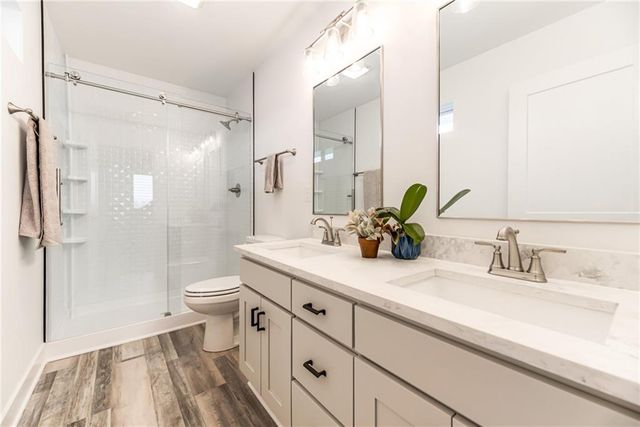 22915 W 72nd Terrace, Shawnee, KS 66227