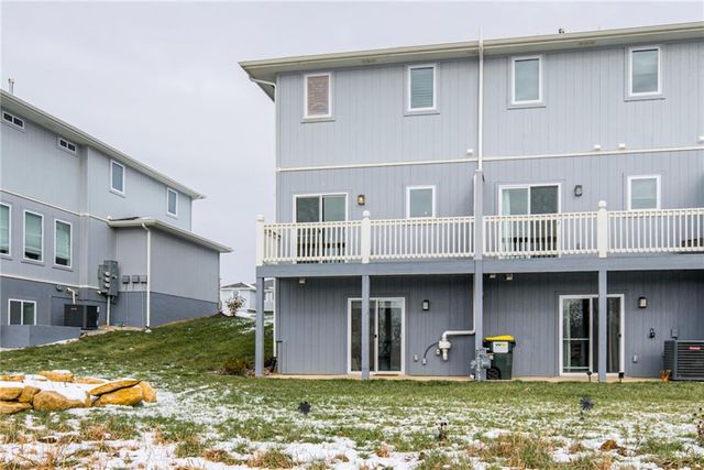 22915 W 72nd Terrace, Shawnee, KS 66227