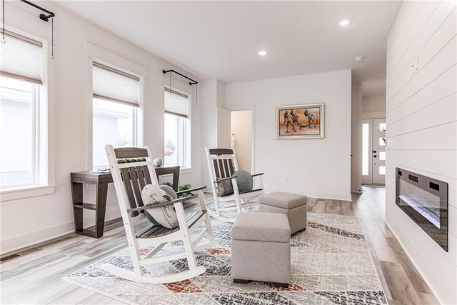 22915 W 72nd Terrace, Shawnee, KS 66227