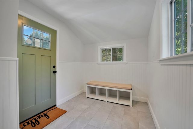18 Brown St, Wareham, MA 02571