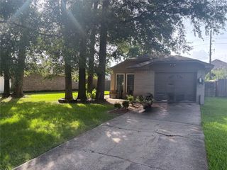 5027 Maurita Drive, Spring, TX 77373