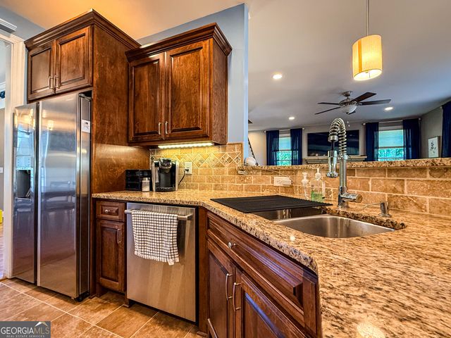1917 Albert Reid Road, Cleveland, GA 30528