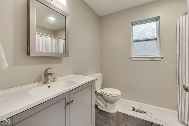 918 N Woodburn Avenue, Bloomington, IN 47404