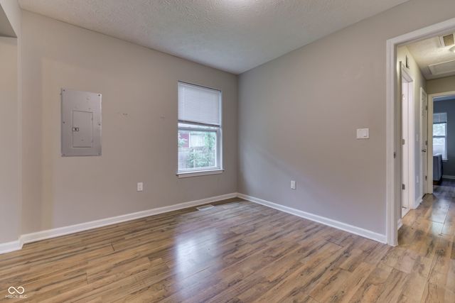 918 N Woodburn Avenue, Bloomington, IN 47404