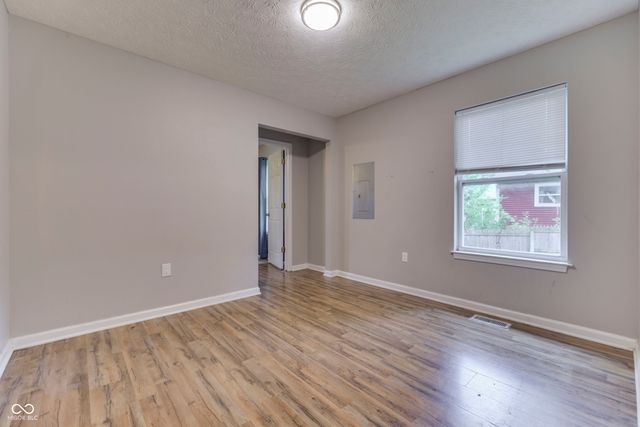 918 N Woodburn Avenue, Bloomington, IN 47404