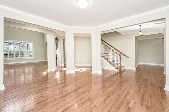 329 Ayers Circle, Summerville, SC 29485