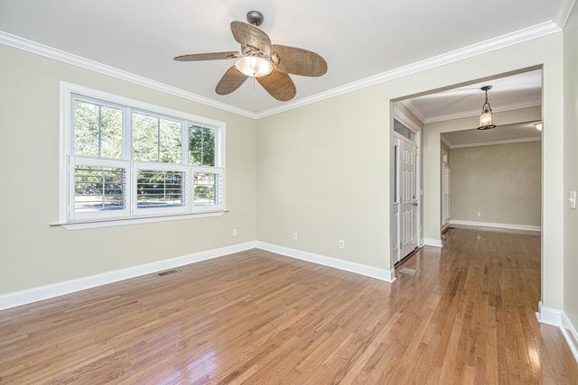 329 Ayers Circle, Summerville, SC 29485