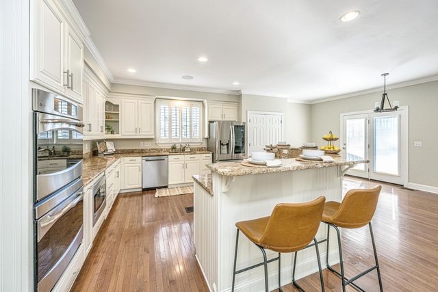 329 Ayers Circle, Summerville, SC 29485