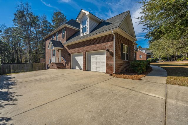 329 Ayers Circle, Summerville, SC 29485