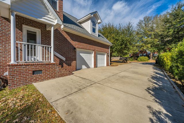329 Ayers Circle, Summerville, SC 29485