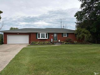 13608 Dunlap Road, La Salle Twp, MI 48145