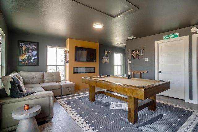 160 E Bluff Lane, Millsap, TX 76066