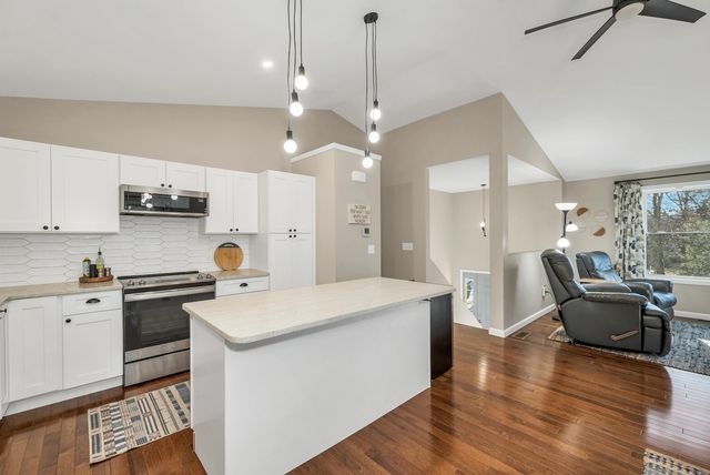 125 Chestnut Hill Road, Farmington, NH 03835