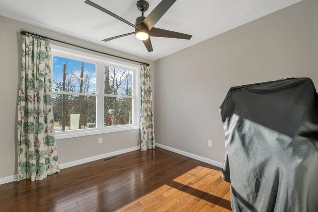 125 Chestnut Hill Road, Farmington, NH 03835