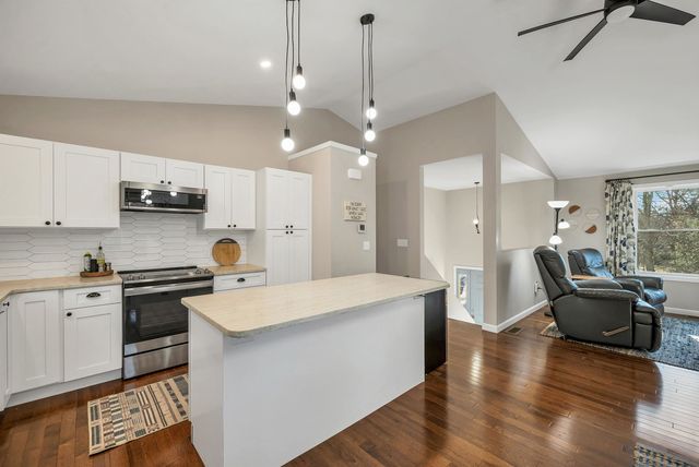 125 Chestnut Hill Road, Farmington, NH 03835