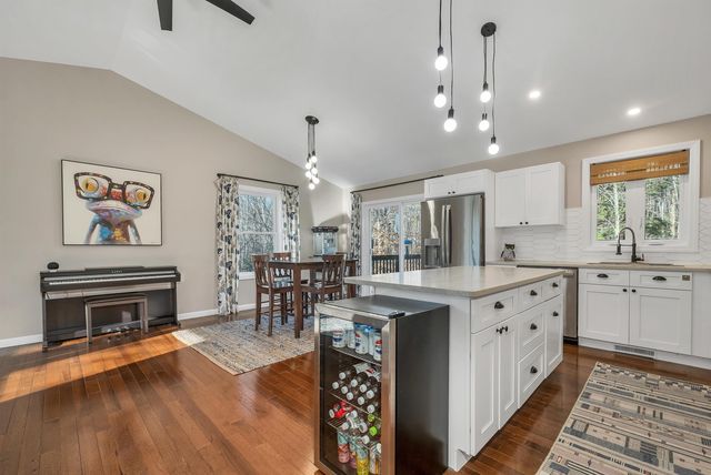 125 Chestnut Hill Road, Farmington, NH 03835