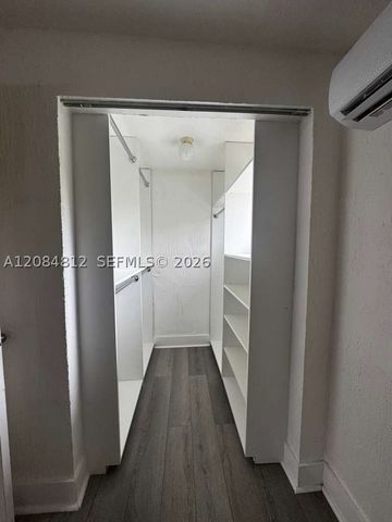 1121 NW 40th St 4, Miami, FL 33127