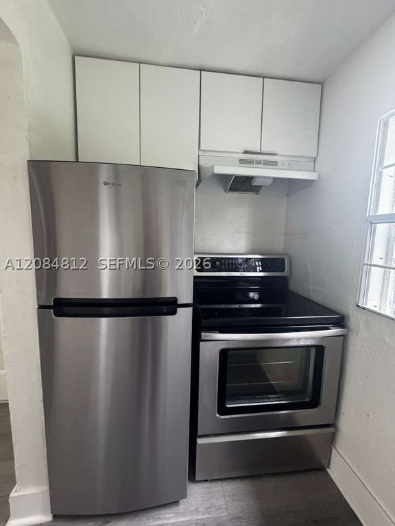 1121 NW 40th St 4, Miami, FL 33127