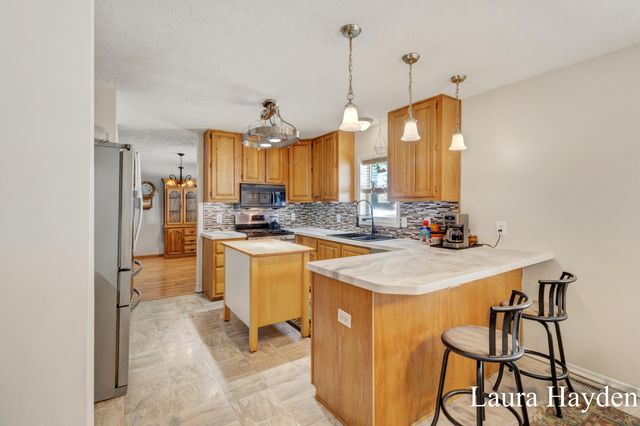 6859 Paradise Park, Boston Twp, MI 48881