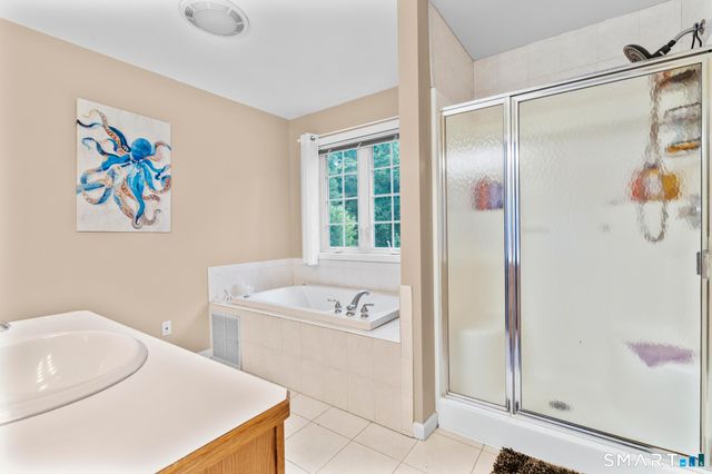 36 Little Fox Run, Shelton, CT 06484