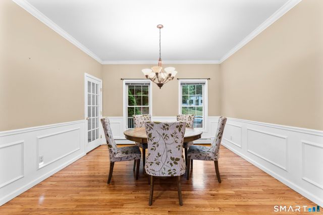 36 Little Fox Run, Shelton, CT 06484