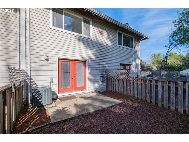 489 Ne CONIFER Blvd, Corvallis, OR 97330