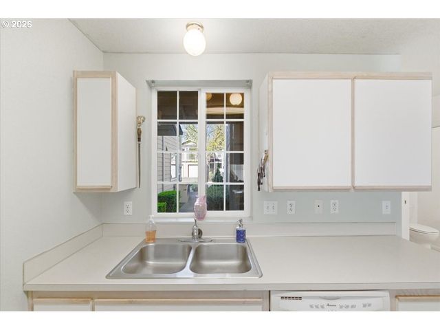 489 Ne CONIFER Blvd, Corvallis, OR 97330
