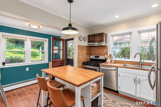 44 Palmer Street, Stamford, CT 06907