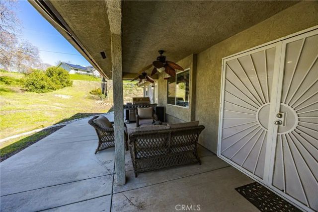 41766 John Muir Drive, Coarsegold, CA 93614