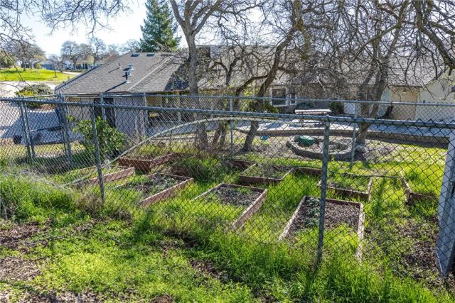 41766 John Muir Drive, Coarsegold, CA 93614